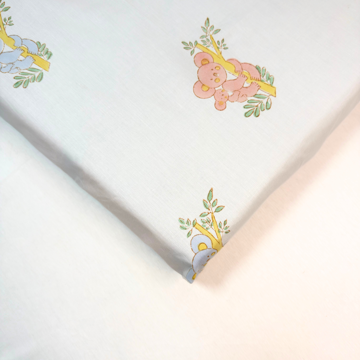 Mulmul 5-Pc Cot Bedding Set (Dohar) - Koala